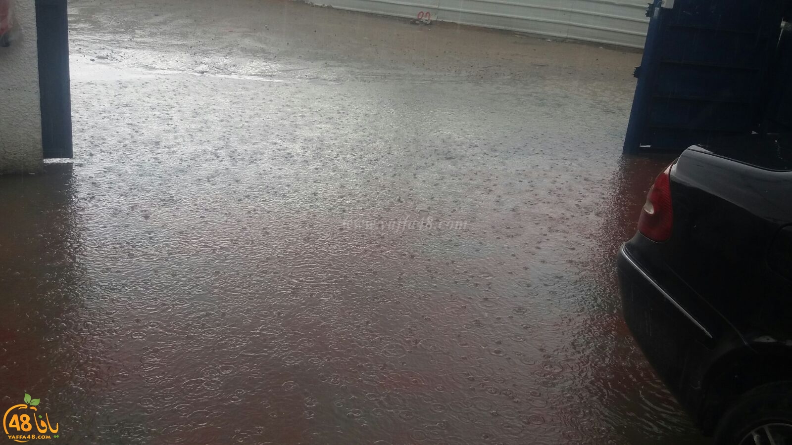   فيديو: أمطار غزيرة تهطل على مدينة اللد والسكان يشتكون ضعف البنية التحتية 