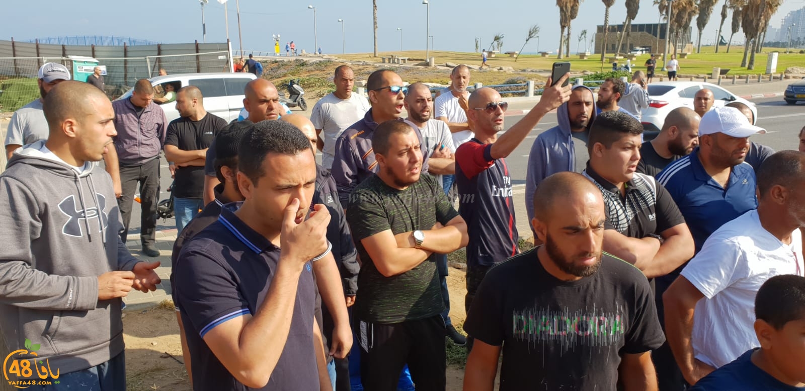 فيديو: تجريف القبور في مقبرة الاسعاف بيافا واعتقال الشيخ محمد عايش وثلاثة قاصرين