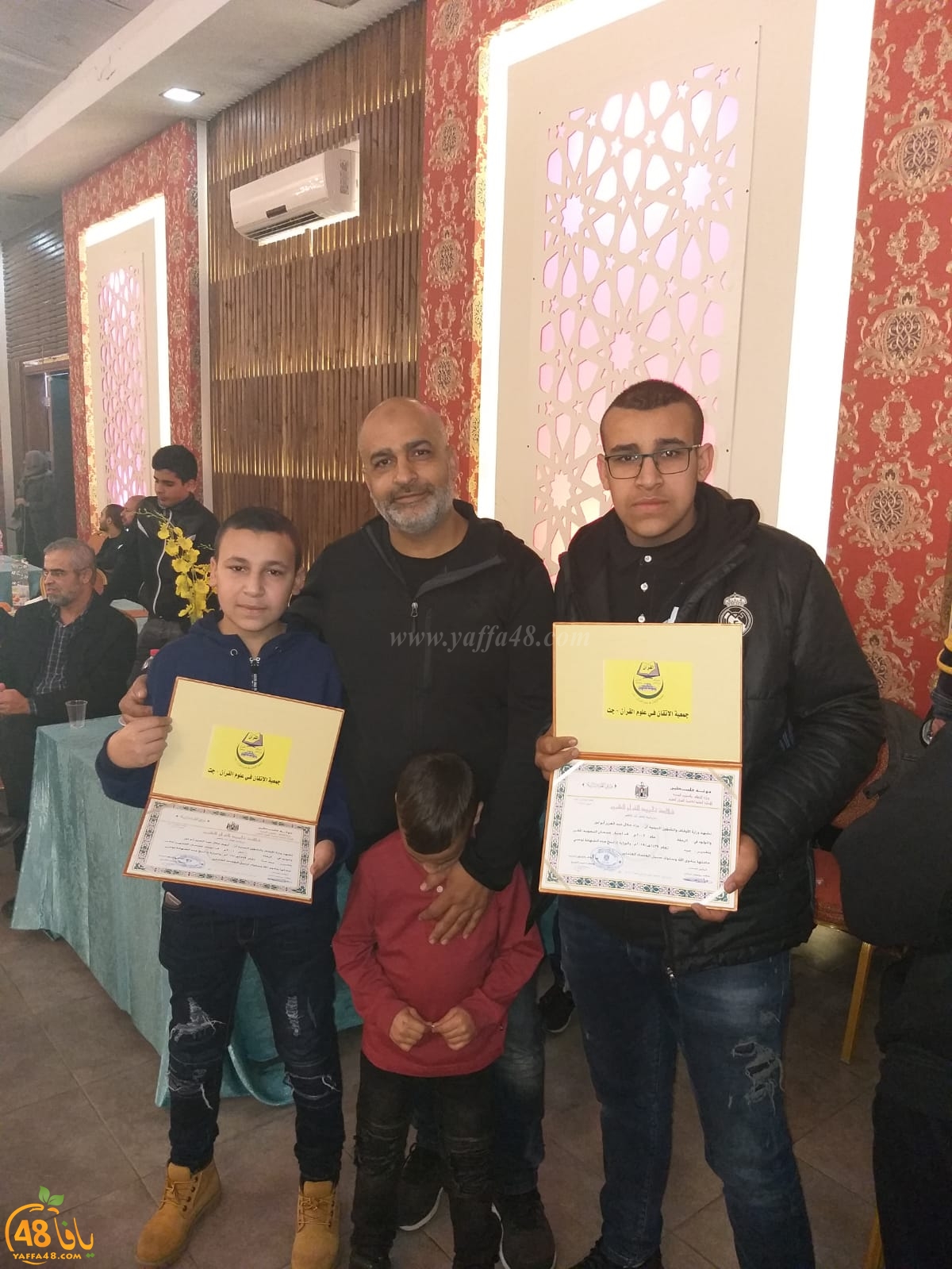  جمعية الزيتونة بالرملة تحتفل بتخريج 11 طالباً مجازاً في قراءة القرآن الكريم