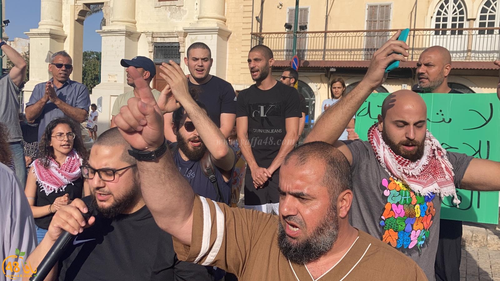  فيديو: وقفة احتجاجية في دوار الساعة بيافا نُصرةً للأقصى المبارك 
