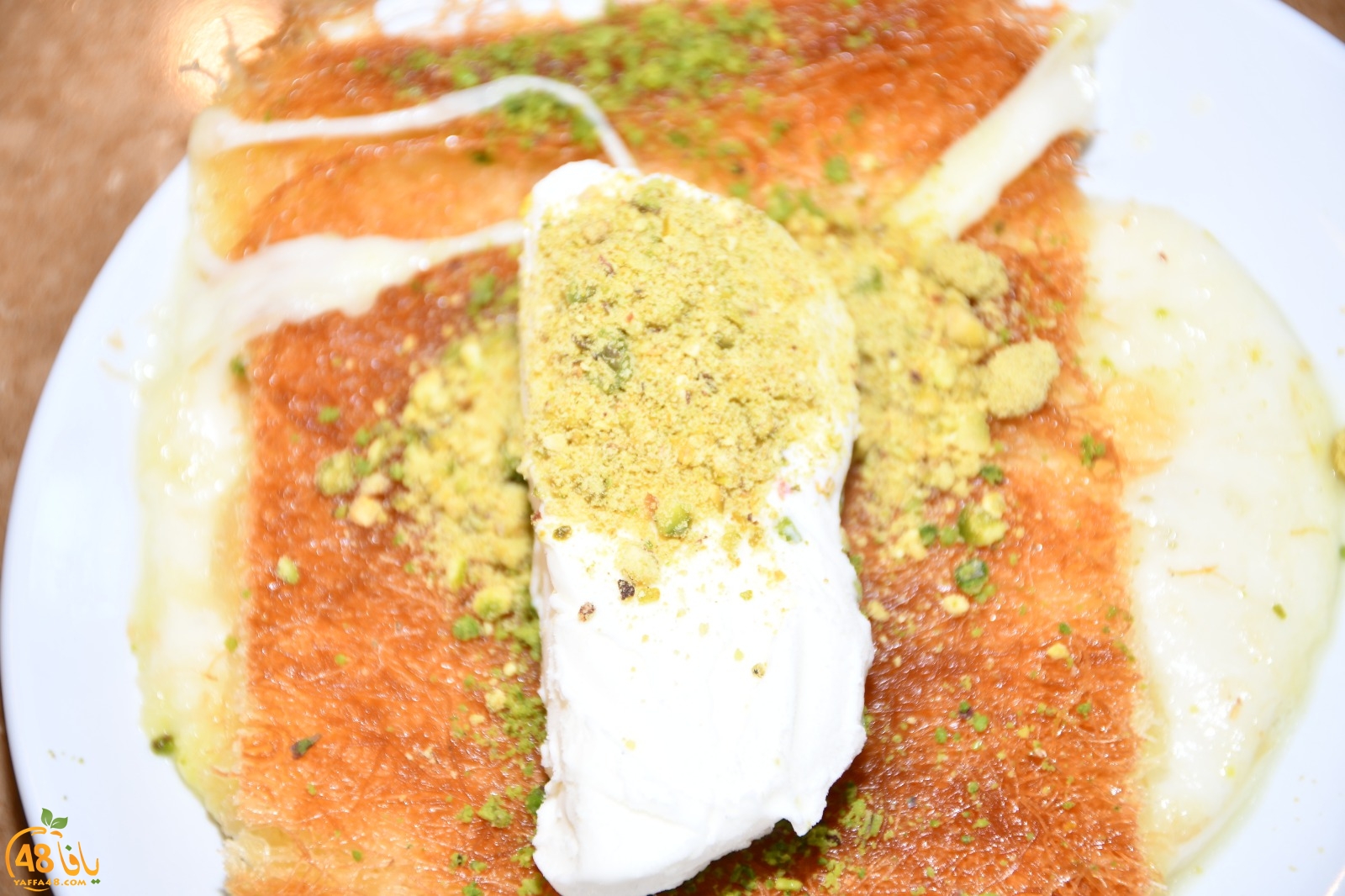ع بالكم صحن كنافة؟! - حلويات الحج بيك في يافا ينتظركم بألذّ أطباق الكنافة الشامية
