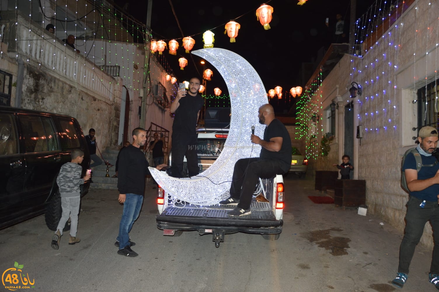 صور: مسيرة الأنوار تجوب شوارع يافا احتفالاً بقدوم شهر رمضان المبارك 