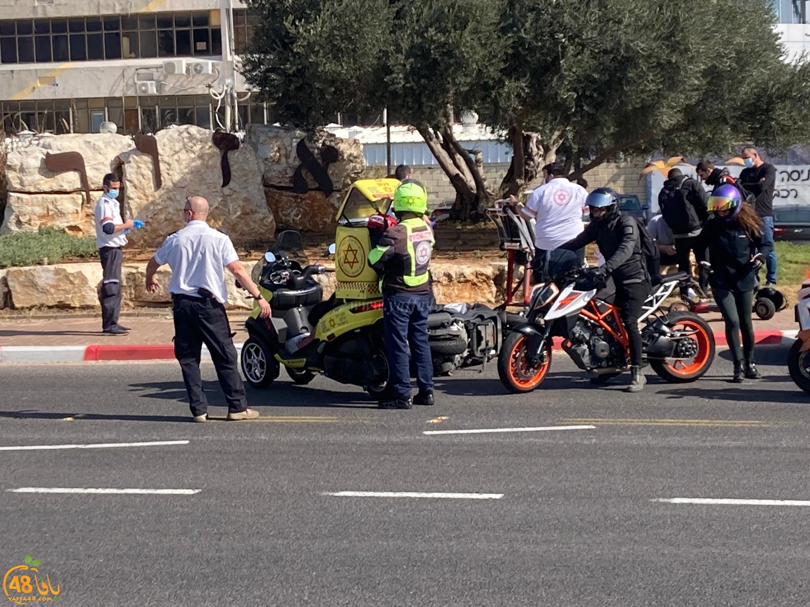  اصابة متوسطة لراكب دراجة نارية بحادث طرق شرق يافا 
