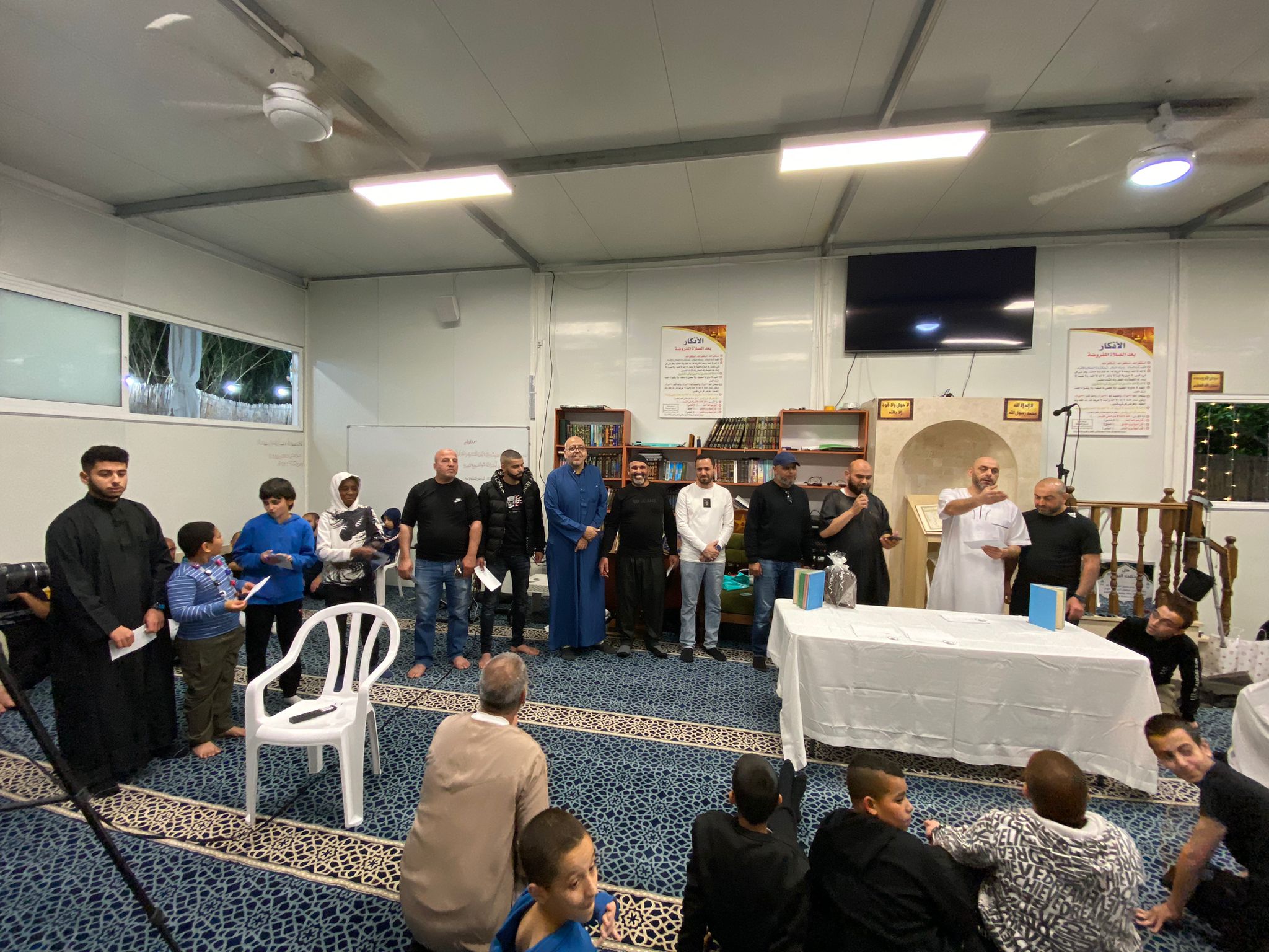 توزيع الجوائز على المشاركين في مسابقة تدبر القرآن في رمضان بمسجد الريان