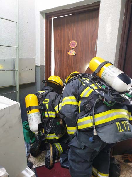   7 اصابات اثر حريق داخل عمارة سكنية في بيت شيمش  