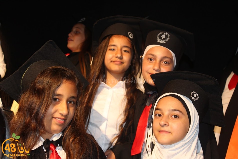  بالصور: مدرسة الأخوة الابتدائية تحتفل بتخريج فوجها الـ37 