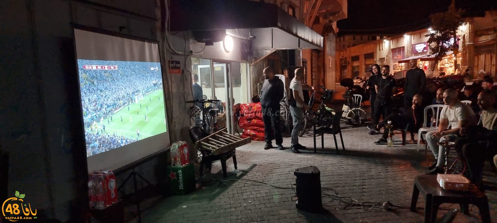 شاهد: الأجواء داخل مقاهي يافا في نهائي كأس العالم