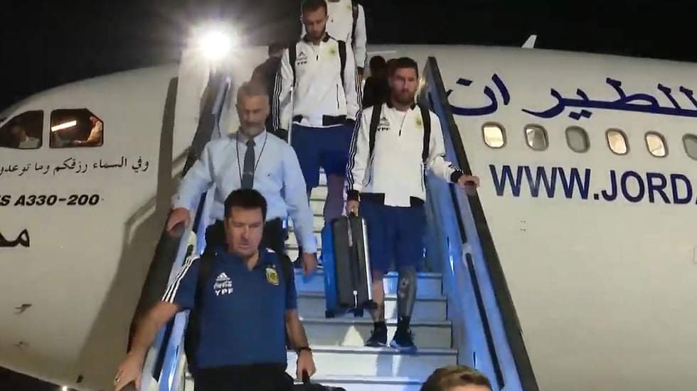 ميسي يصل الى تل ابيب برفقة المنتخب الأرجنتيني عشية لقاء الأوروغوي