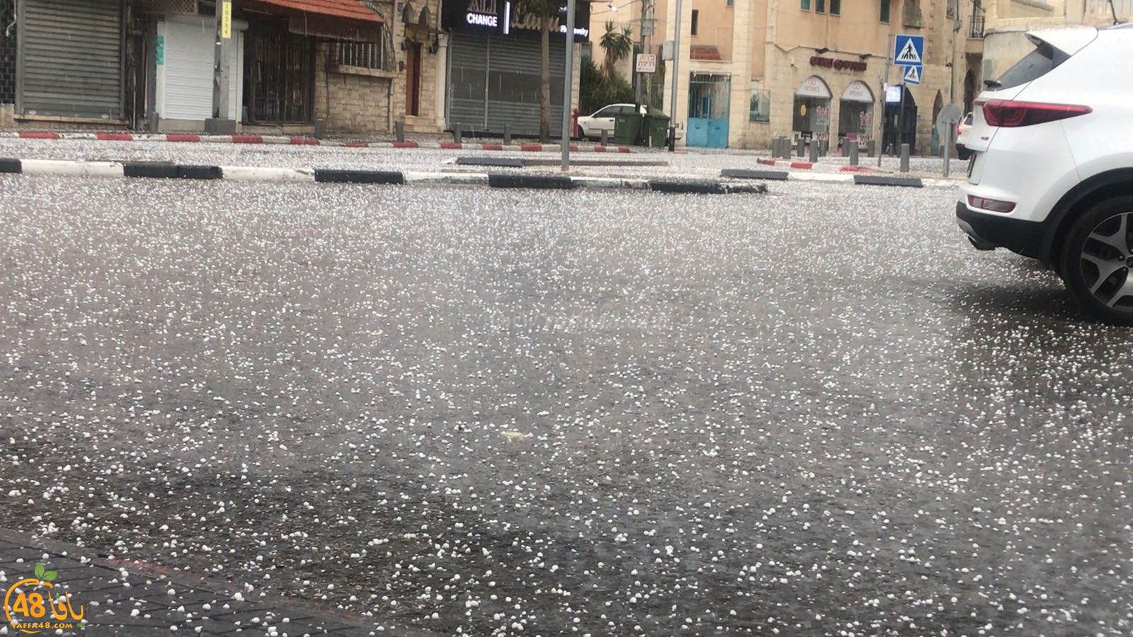 شاهد: يافا هذا الصباح - هطول أمطار وتساقط لحبات البرد في المدينة