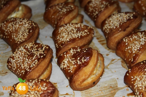 خبز ومعجنات بنكهة أصيلة من عبق تاريخ يافا لدى مخبز حسن عطية 