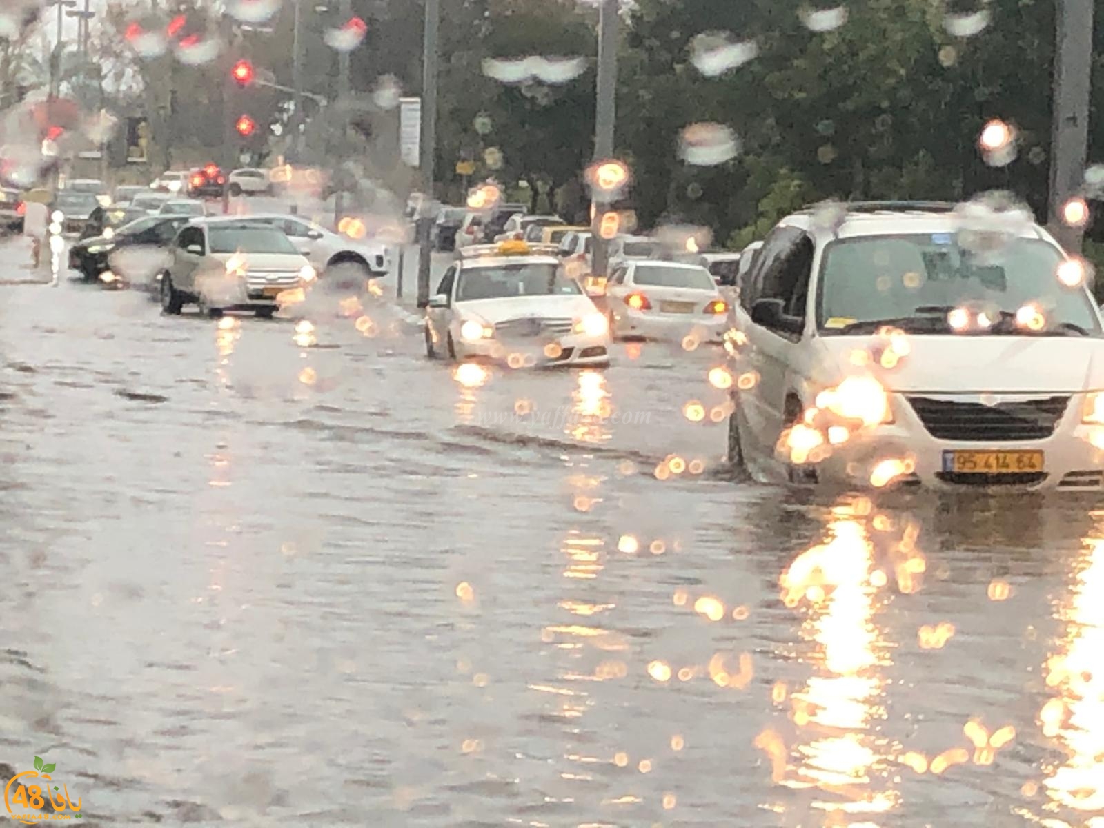 فيديو: مياه الأمطار تغمر الشوارع في مدينة يافا
