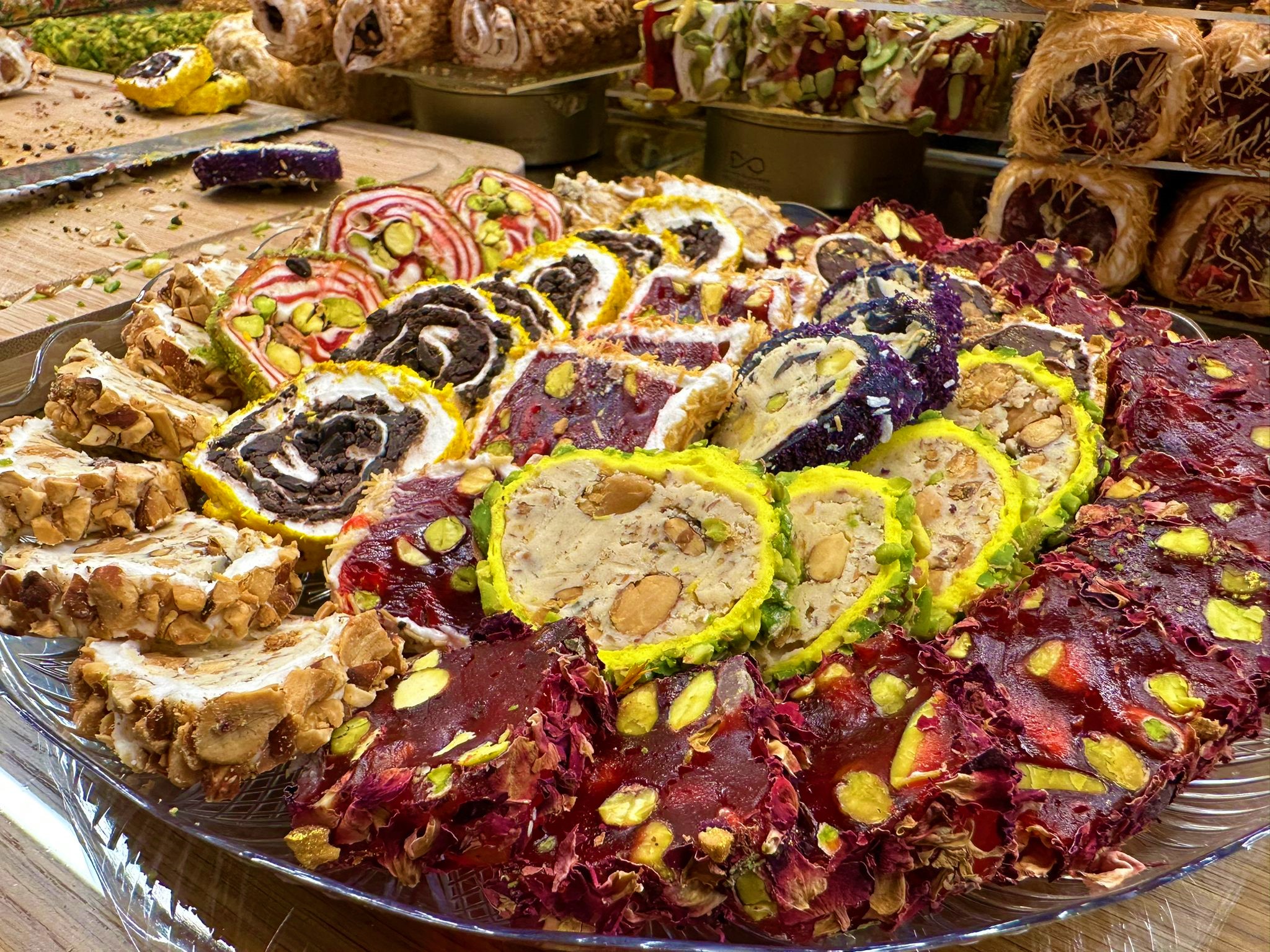 فيديو: sweet reality فرع يافا بانتظاركم بأضخم تشكيلة من حلويات العيد