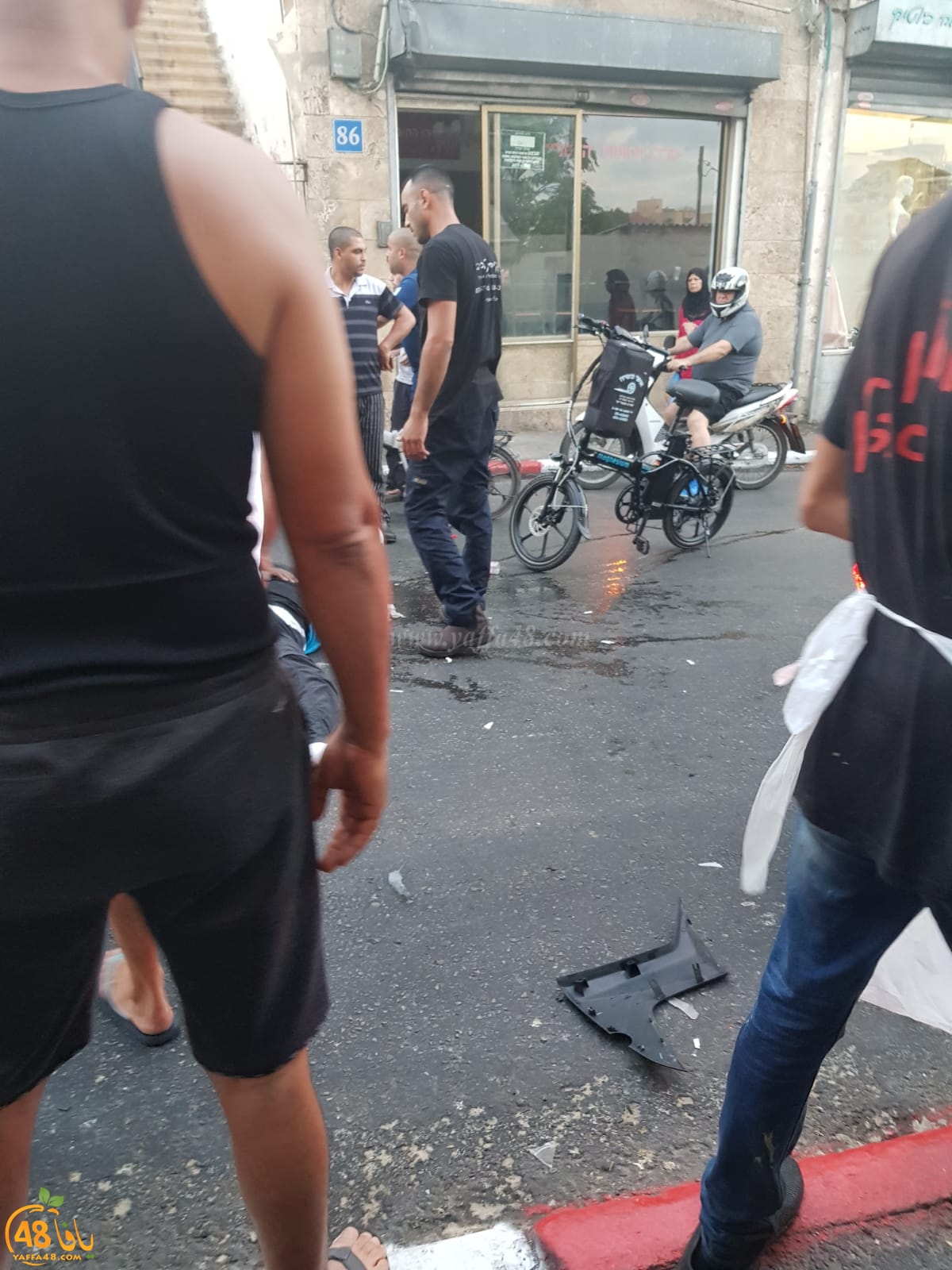 فيديو: اصابة 3 أشخاص بحادث طرق مروّع في مدينة يافا 