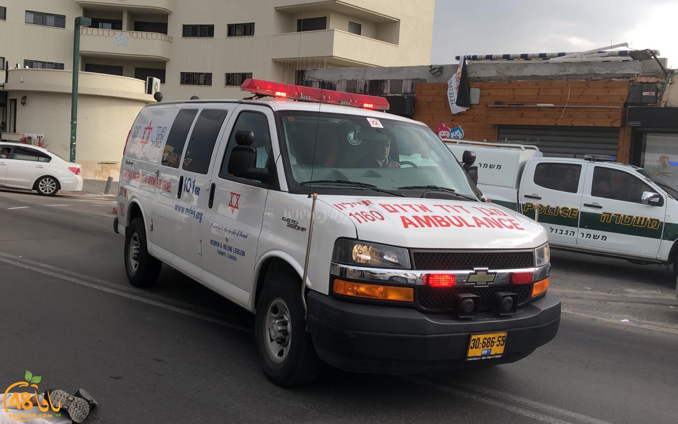 بالصور: إصابة متوسطة لراكب دراجة نارية بحادث طرق في يافا