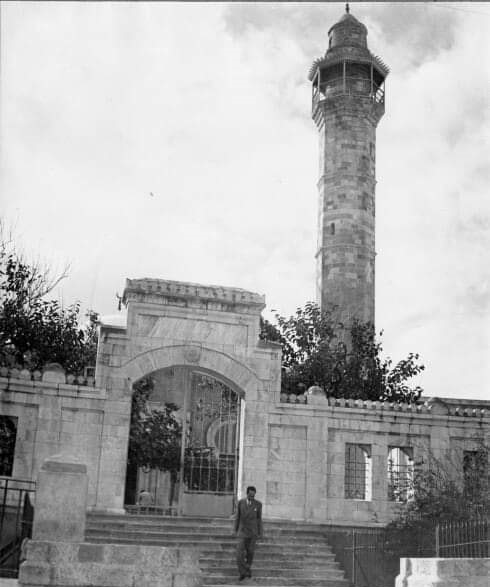 صور نادرة تُعرض للمرة الأولى لمسجد حسن بك بيافا