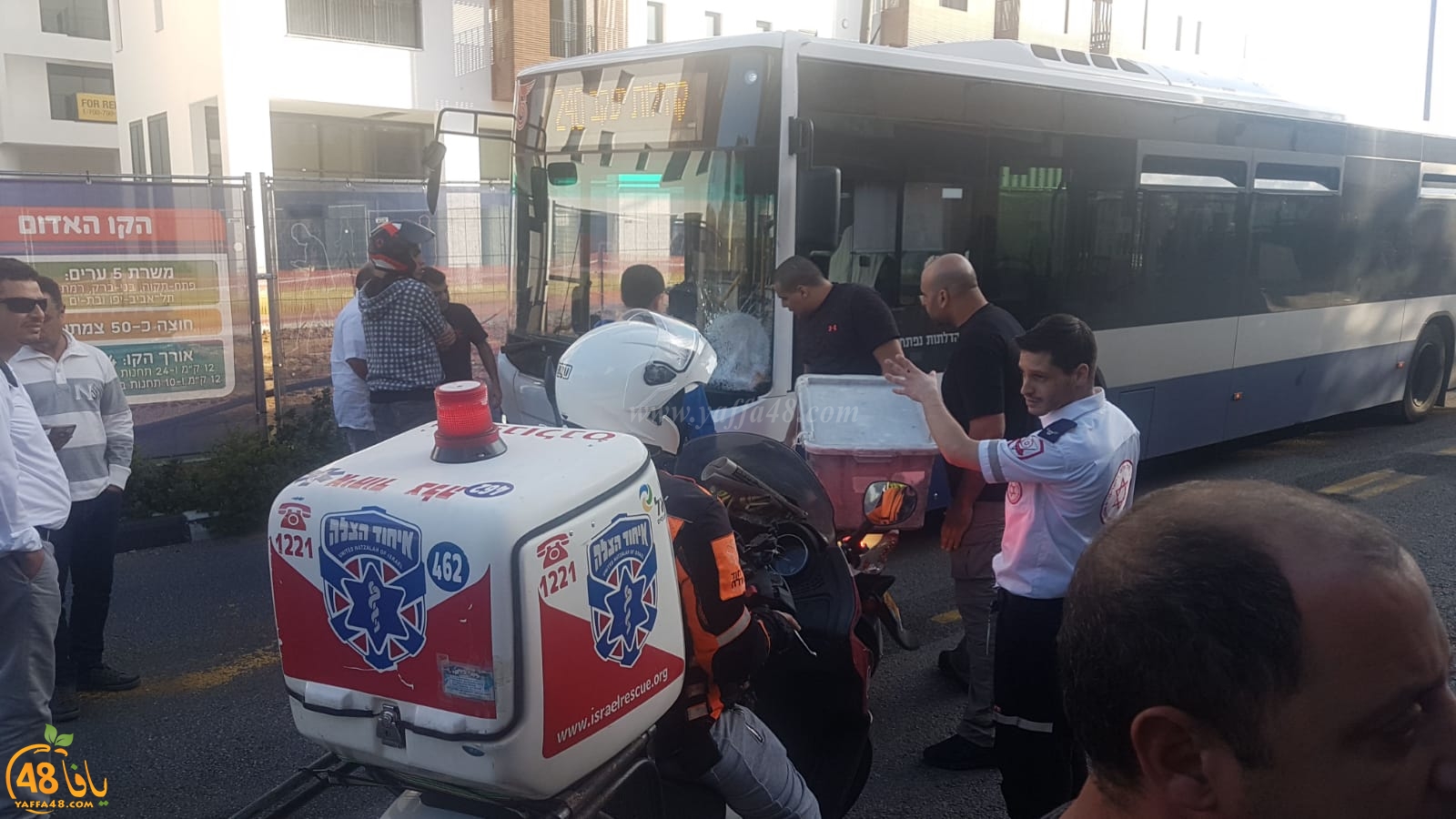 يافا: اصابة خطرة لراكب دراجة هوائية 17 عاماً دهسته حافلة ركاب بالمدينة