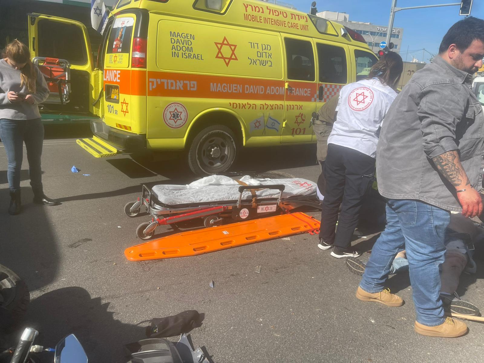 يافا : إصابة خطرة راكب دراجة نارية في شارع شلافيم