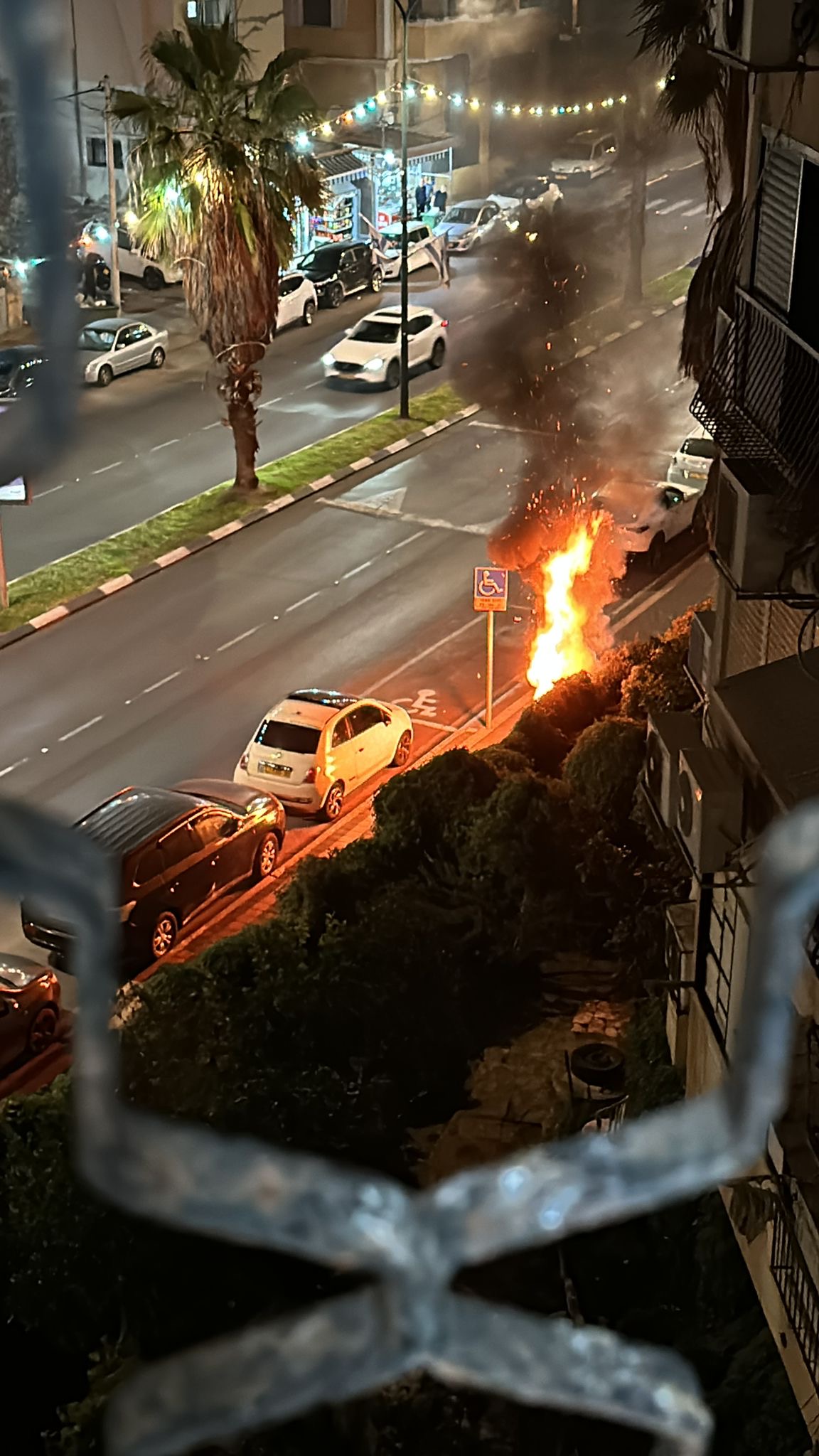 يافا: احتراق دراجة نارية في شارع ييفت ولا اصابات