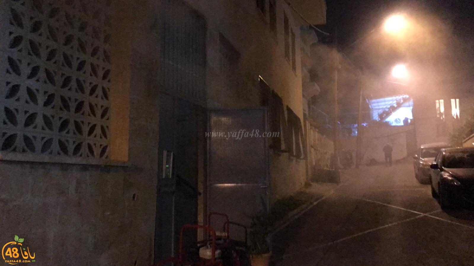 فيديو: حريق كبير داخل أحد المنازل في شارع يعقوب حنانيا بيافا
