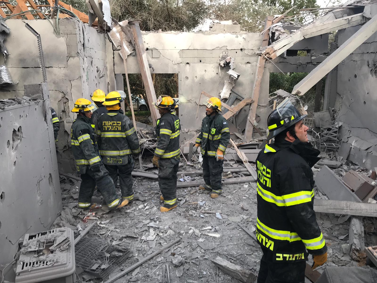 فيديو: اصابات في سقوط صاروخ على منزل وسط اسرائيل