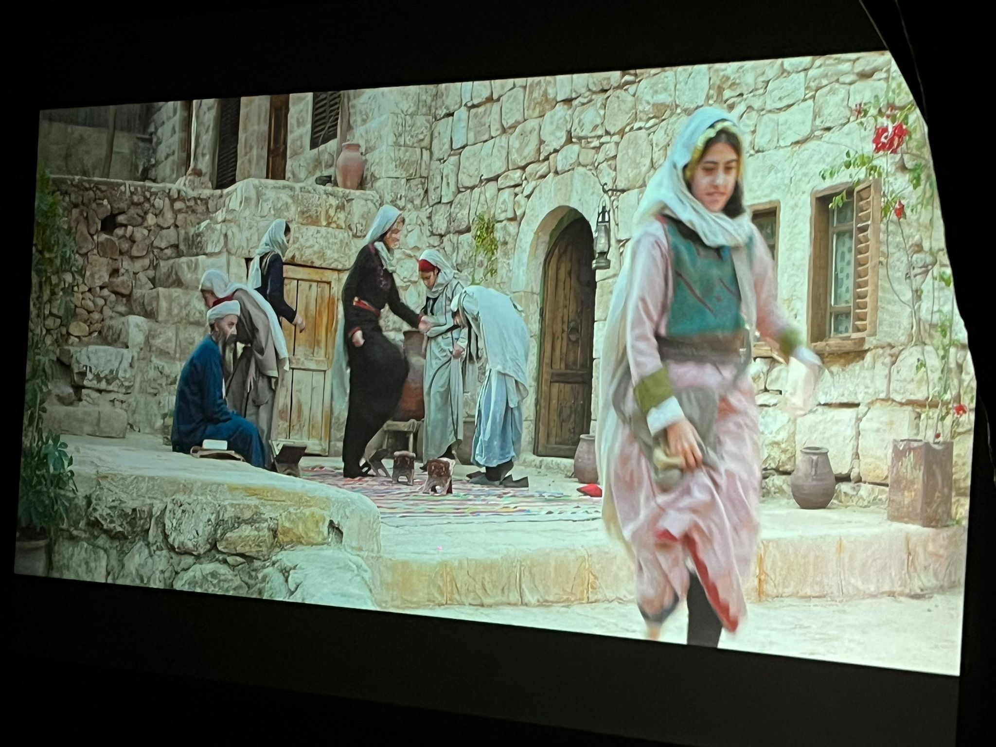 يافا: التفاف جماهيري حول السّرايا في عرض فيلم فرحة