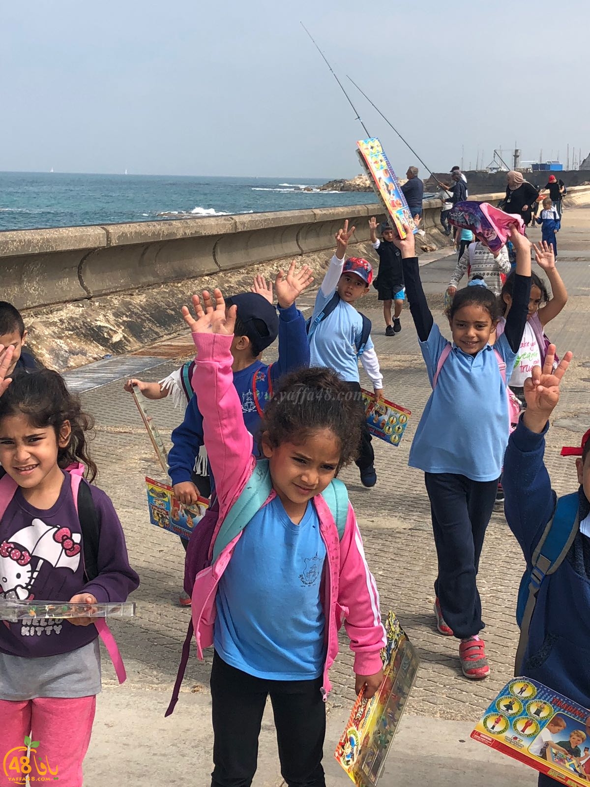 طلاب البستان في مدرسة حسن عرفة يزورون ميناء يافا