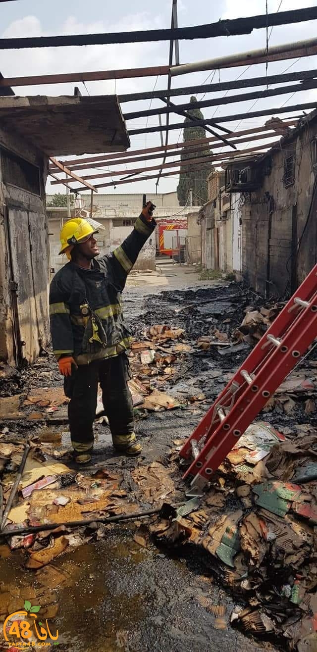   صور: أضرار جسيمة اثر حريق كبير في سوق الرملة أمس السبت 