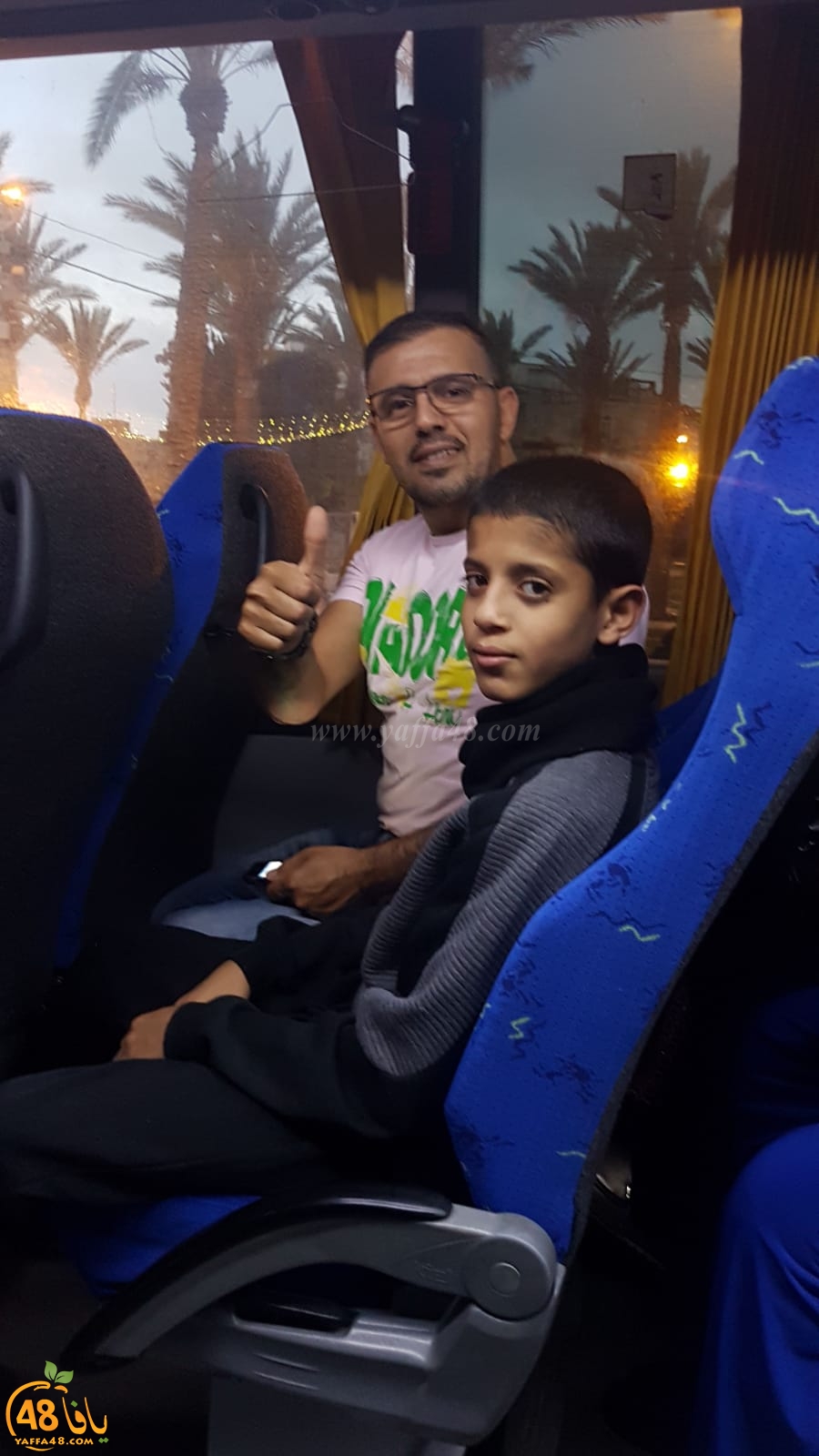  صور: 3 حافلات من مدينة يافا تشد الرحال الى المسجد الأقصى المبارك لأداء صلاة الفجر