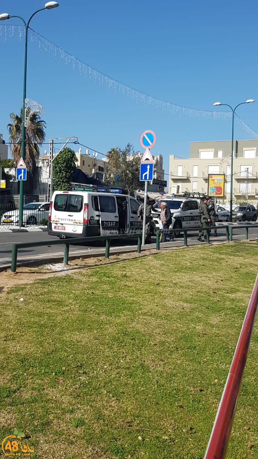  يافا: إنقلاب مركبة في الشارع الرئيسي اثر حادث طرق واصابة سائقها 