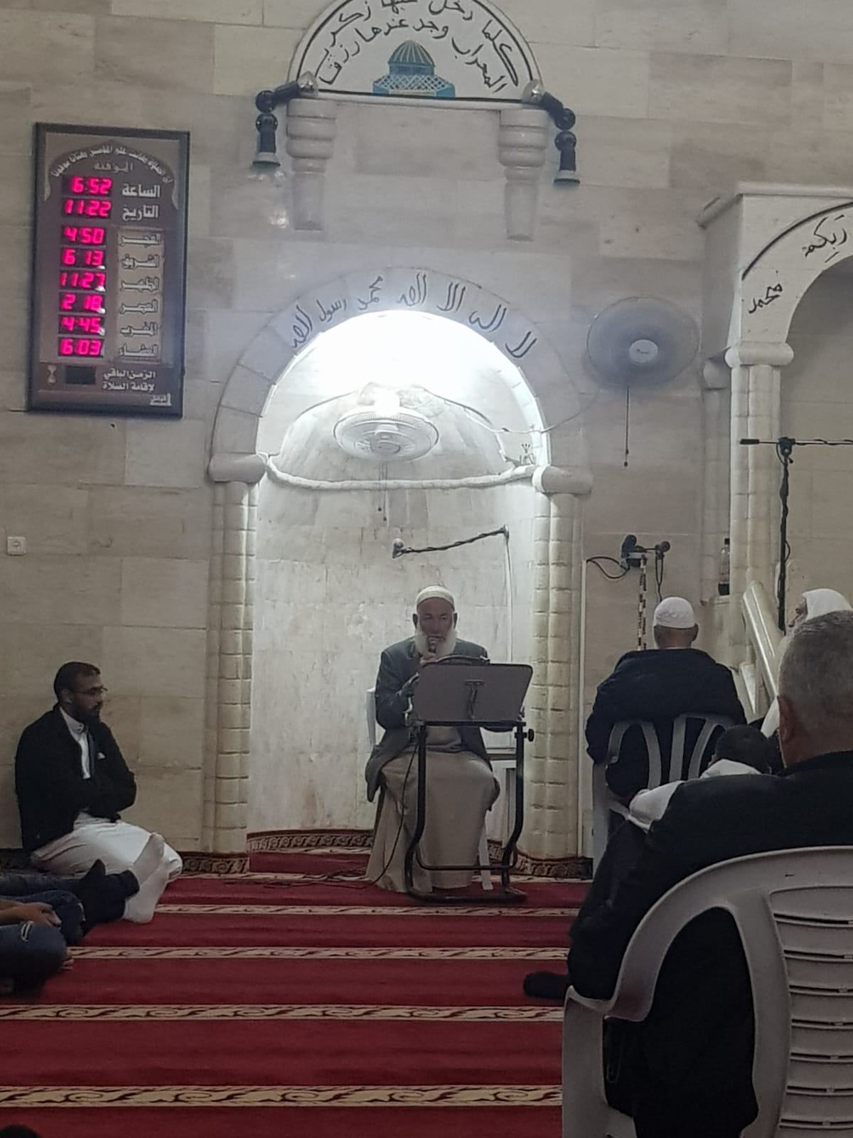 اللد : امسية ايمانية للشيخين موسى البسيط واحمد فواقة في المسجد العمري الكبير 
