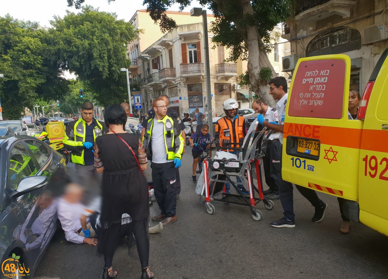  بالصور: اصابة شخص بأزمة قلبية بمدينة يافا والطواقم الطبيّة تُنقذ حياته 