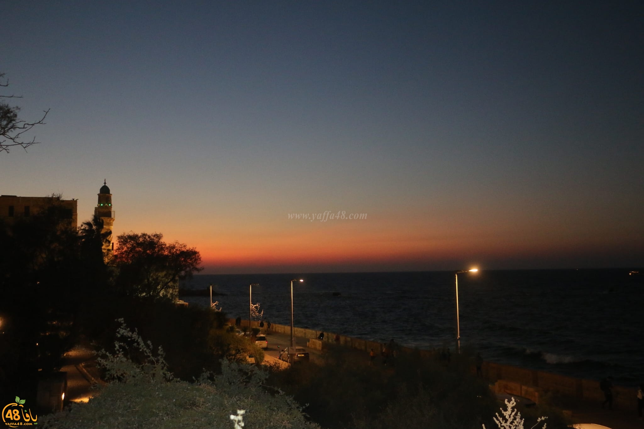   صورتي الأجمل: مشاهد ساحرة لغروب الشمس من أمام شاطئ يافا 