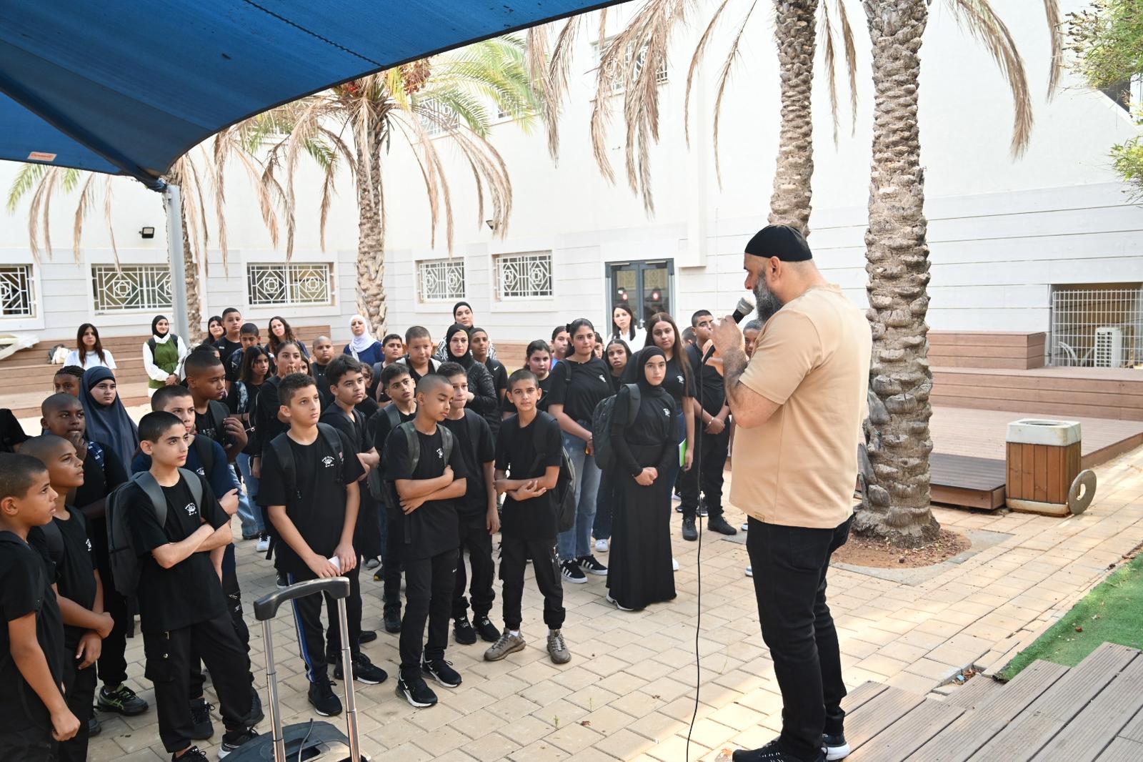 فيديو: افتتاح العام الدراسي الجديد - بالنجاح والتوفيق لطلابنا 