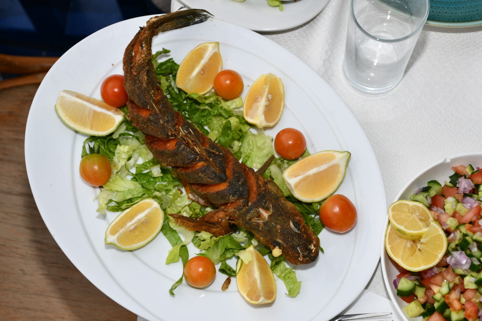 مطعم أبراج - أشهى وأفضل الوجبات البحرية الطازجة والمقبلات بانتظاركم اليوم وكل أيام الأسبوع