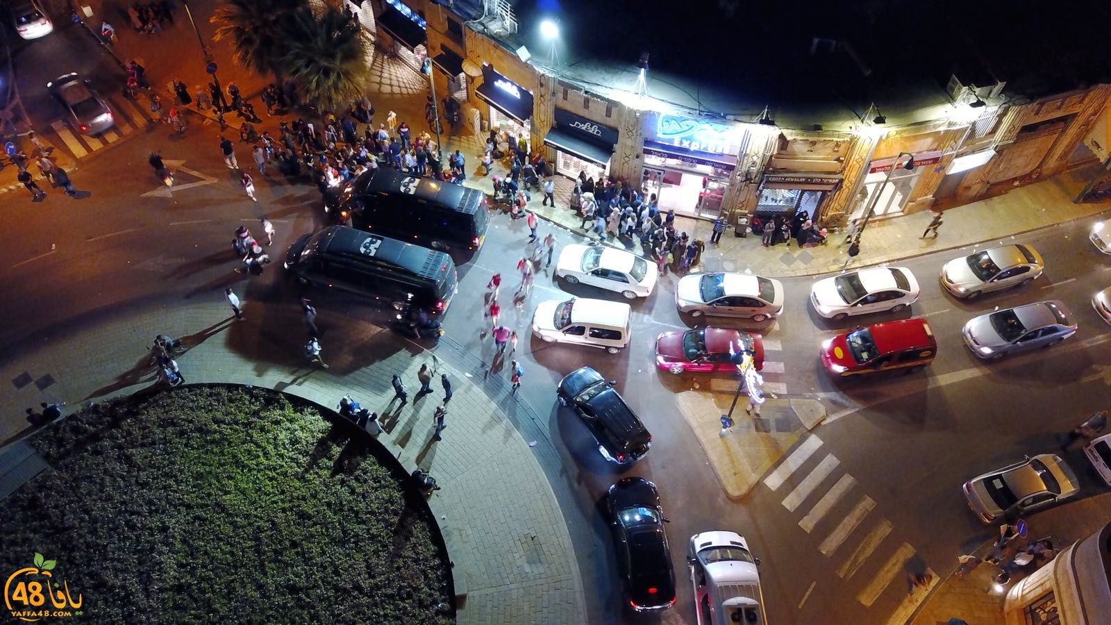  فيديو: مطاعم حاج كحيل بيافا محل جذب النزلاء والوافدين الى يافا في العيد 