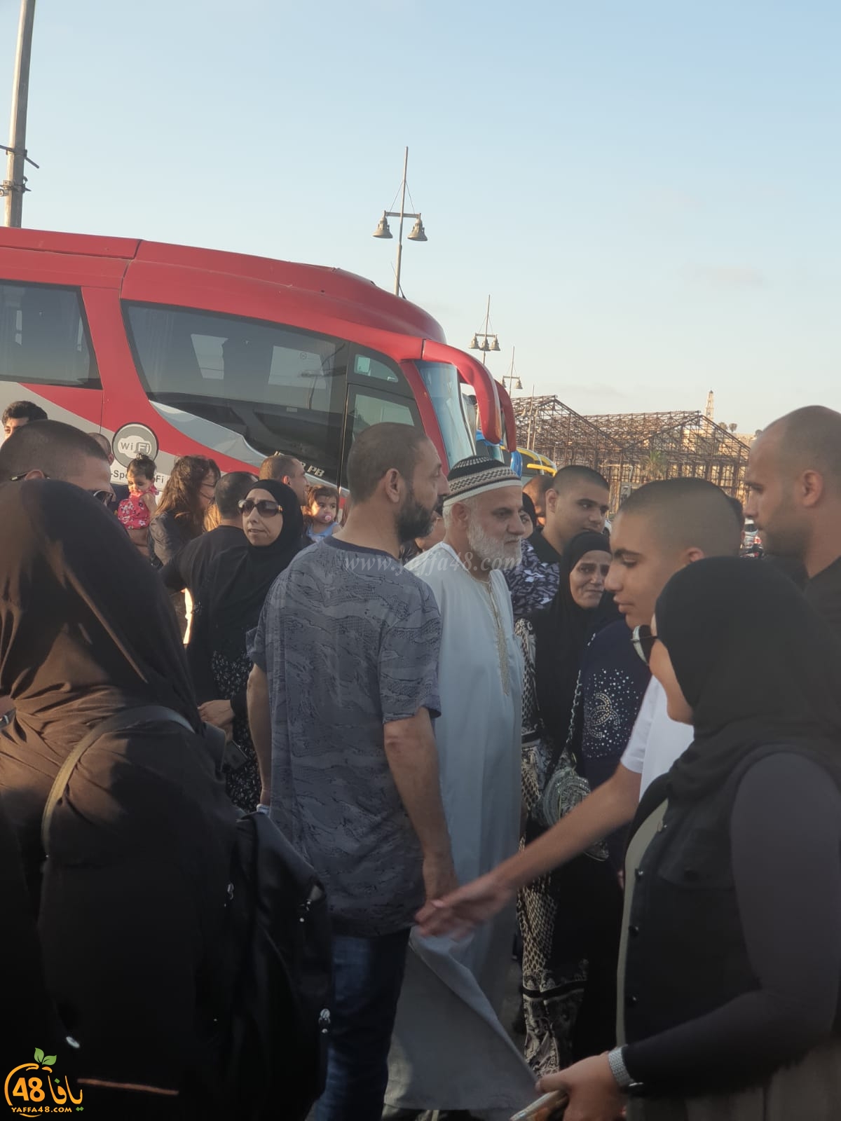  بالصور: انطلاق حافلة الفوج الثاني من حجاج مدينة يافا الى الديار الحجازية 
