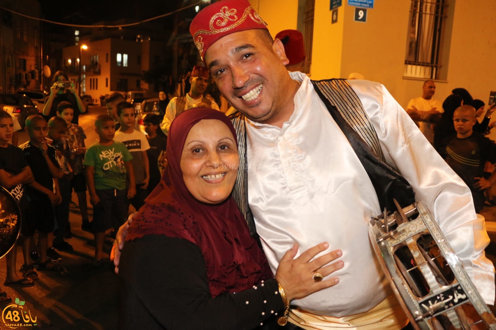 بالصور: جموع غفيرة تُشارك في مسيرة عيد الفطر السعيد بمدينة يافا 