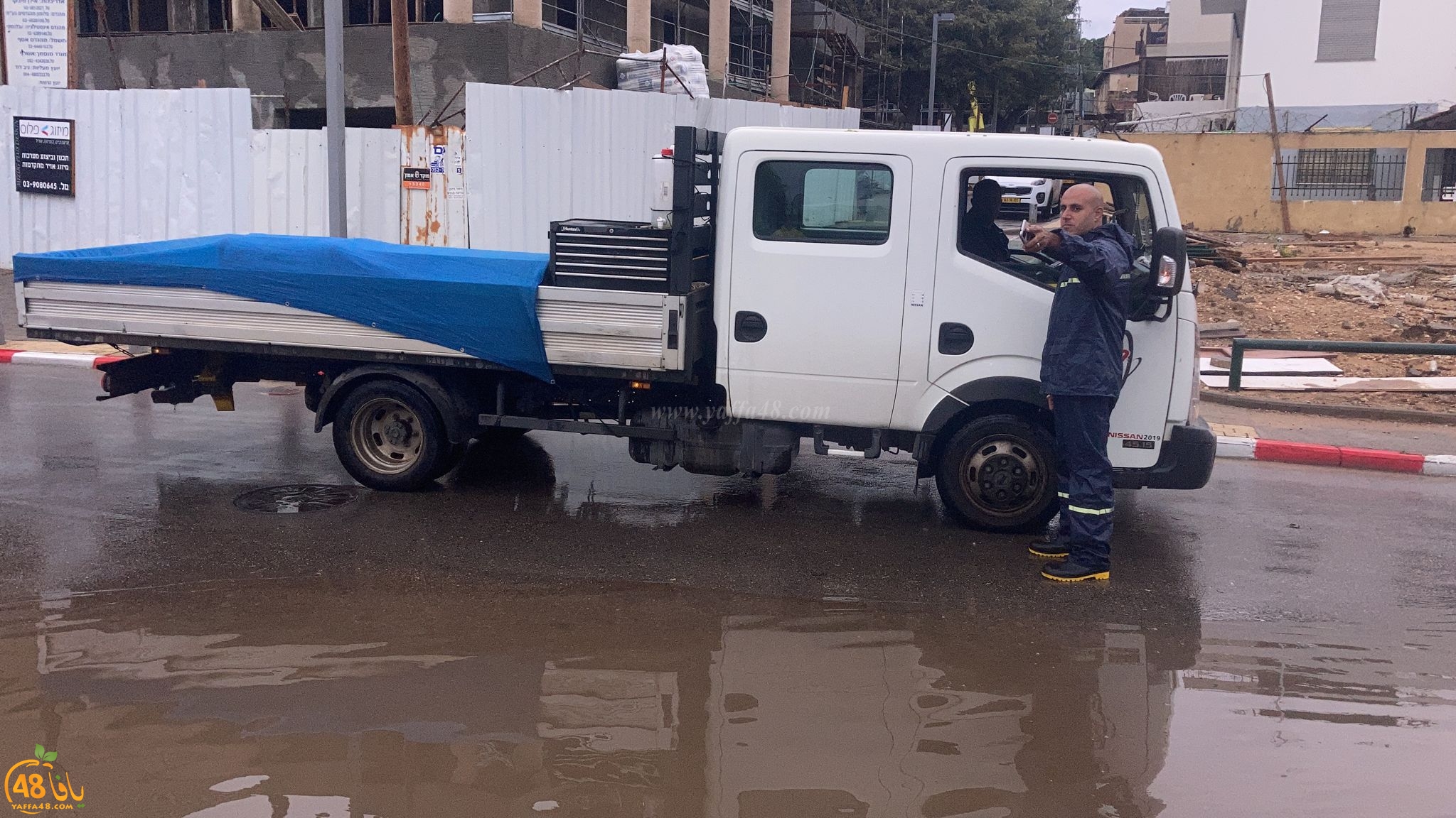  فيديو: مياه الأمطار تغمر عدداً من البيوت في مدينة يافا 