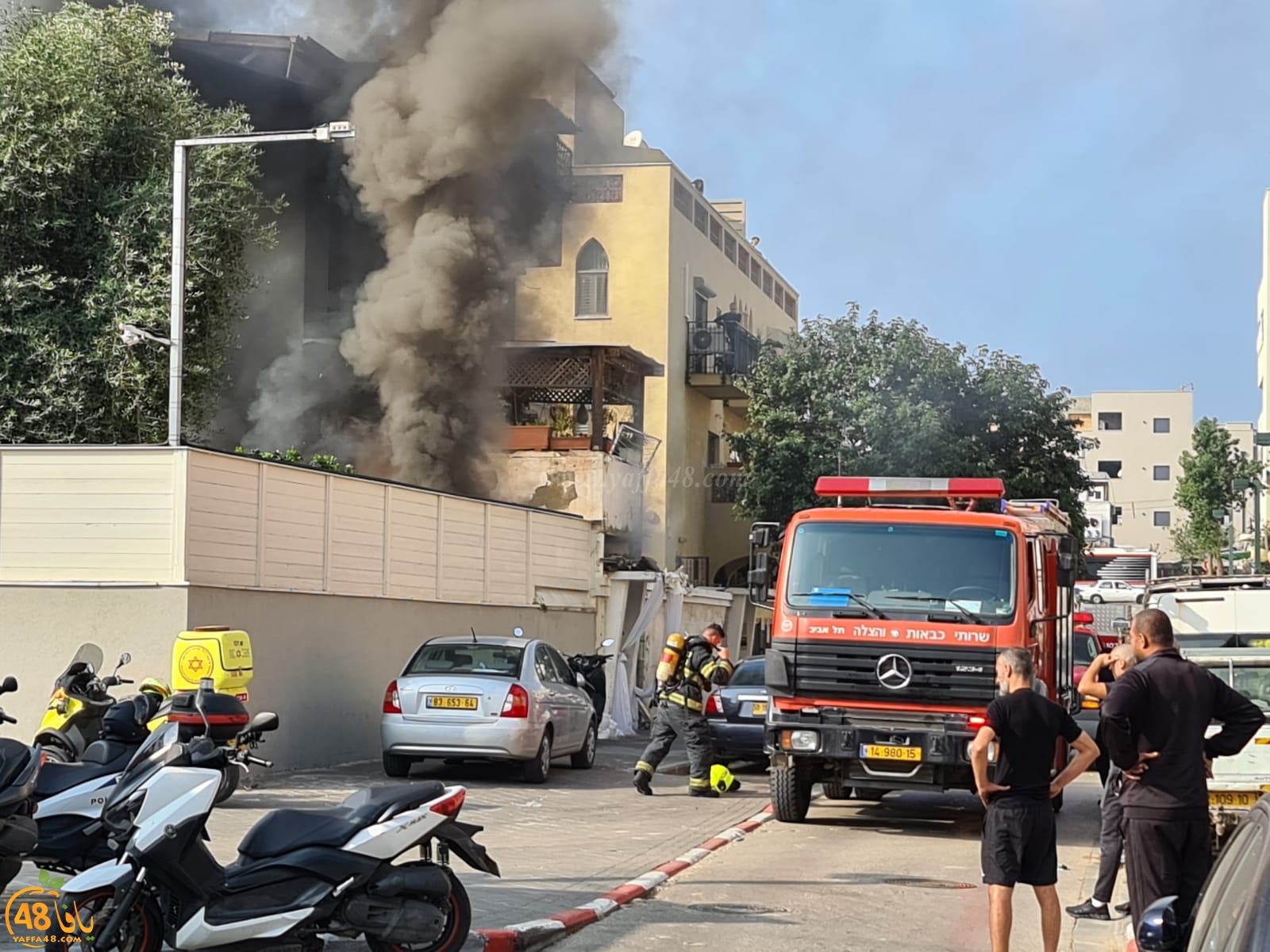  حريق في ساحة أحد البيوت العربية بمدينة يافا 