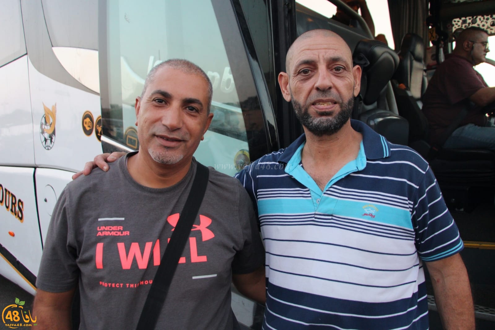 بالصور: عودة الفوج الثاني من حجاج مدينة يافا الى ديارهم سالمين 