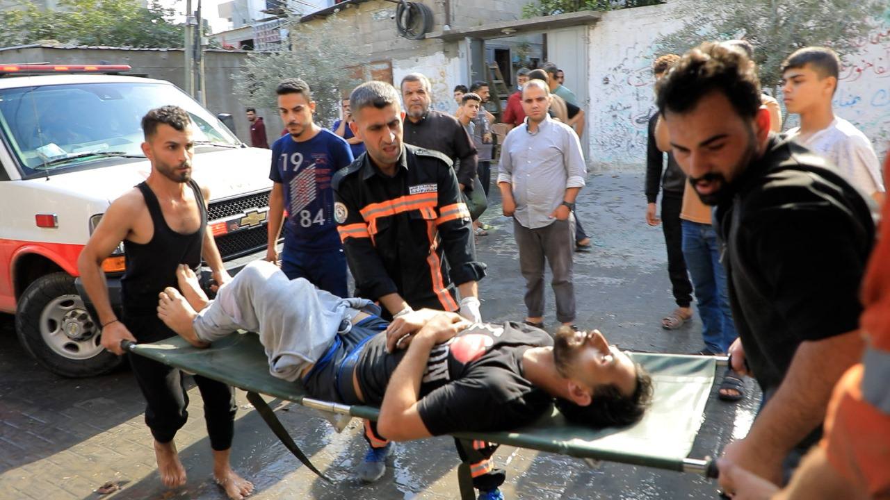 الحرب على غزة .. 10 آلاف شهيد والمنظومة الصحية باتت عاجزة  