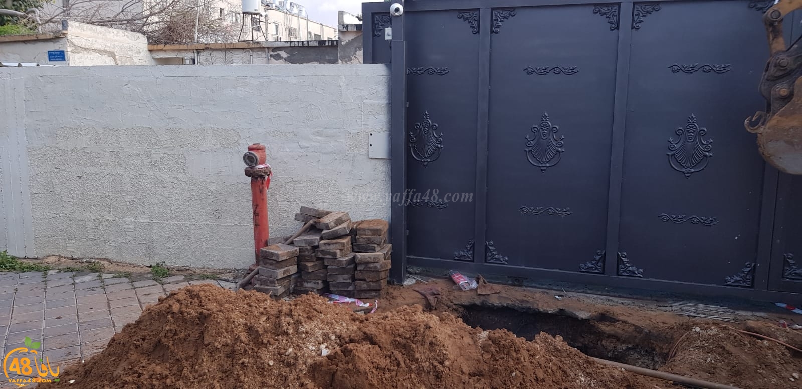 يافا: انقطاع المياه عن عدد من بيوت المواطنين اثر انفجار أنبوب رئيسي