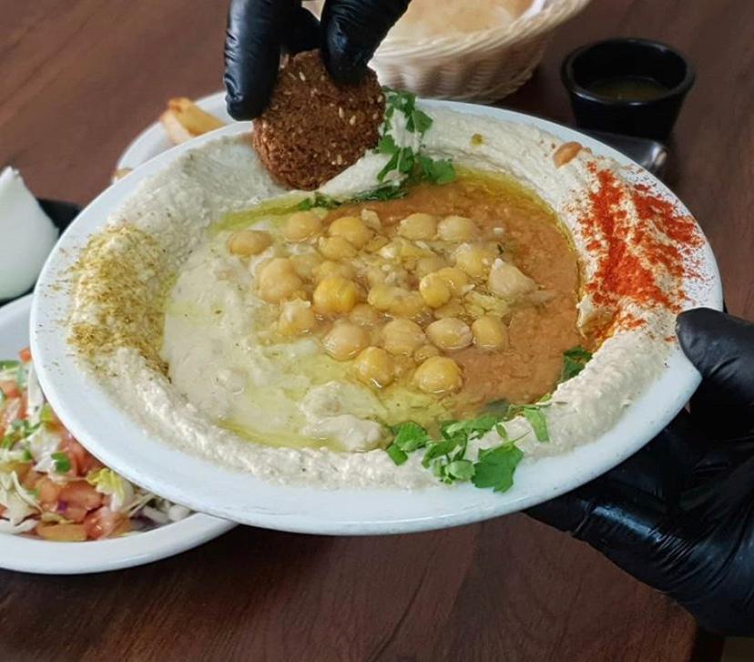 ارساليات الى البيوت من مطعم نادر الكبير للمأكولات الشعبية في يافا