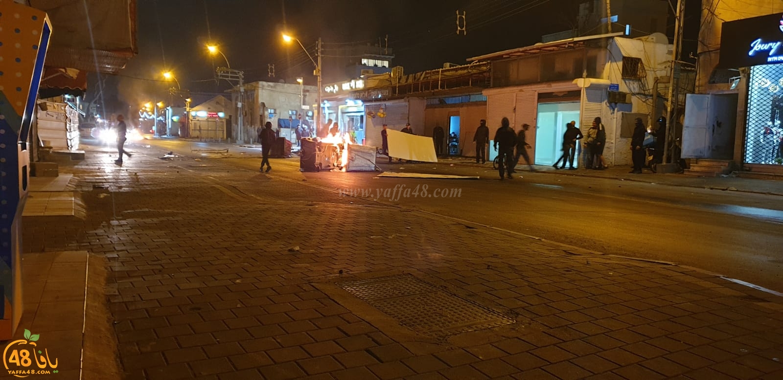  فيديو: تجدد الاحتجاجات واشعال الاطارات المطاطية في شارع ييفت بيافا
