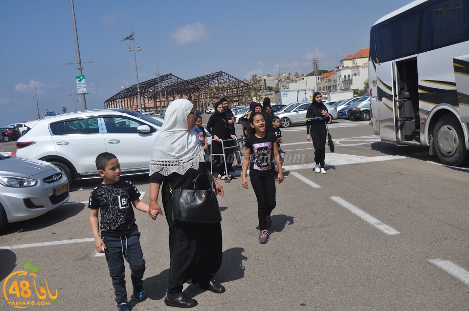  بالصور: عودة الفوج الرابع من معتمري مدينة يافا إلى ديارهم سالمين