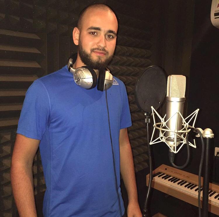  شارك في قناة الشاب عبد الفتاح زبدة واستمع لأجمل التلاوات القرآنية بصوته 