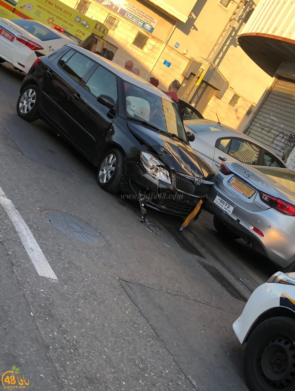 يافا: اصابة طفيفة لسيدة اثر حادث طرق بين مركبتين 