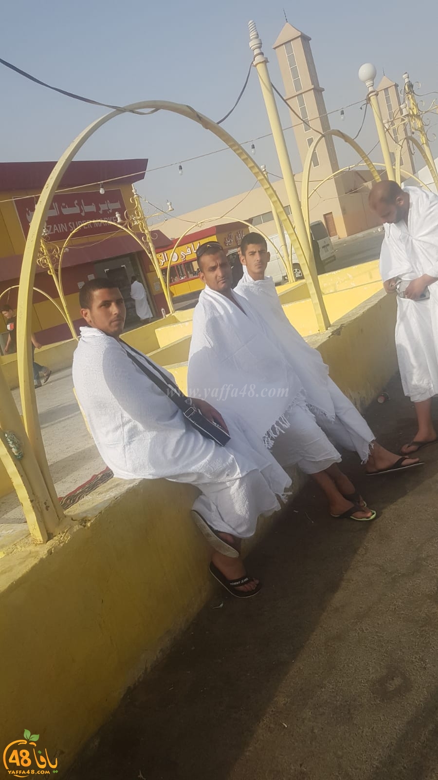   بالصور: معتمرو اللد والرملة الفوج الثاني يصلون إلى مكة المكرّمة 
