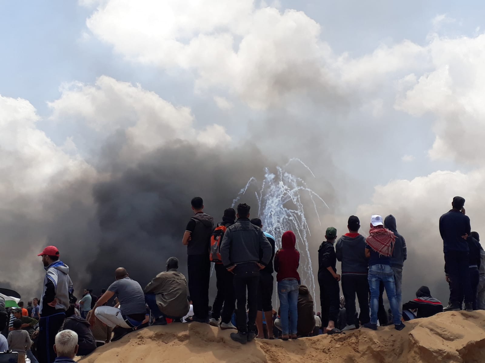 غزة: ارتفاع حصيلة الشهداء إلى أكثر من 43 ومئات الاصابات 