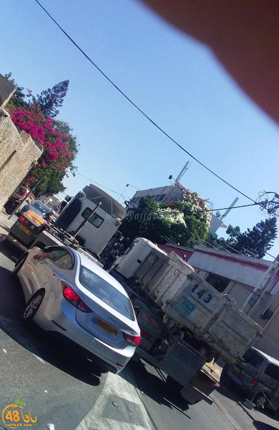  يافا: إصابة خطرة لمسنّة دهستها شاحنة جمع النفايات بالمدينة 